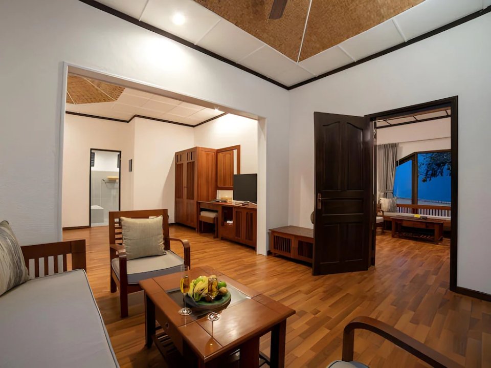 Deluxe Beachfront Room photo 4