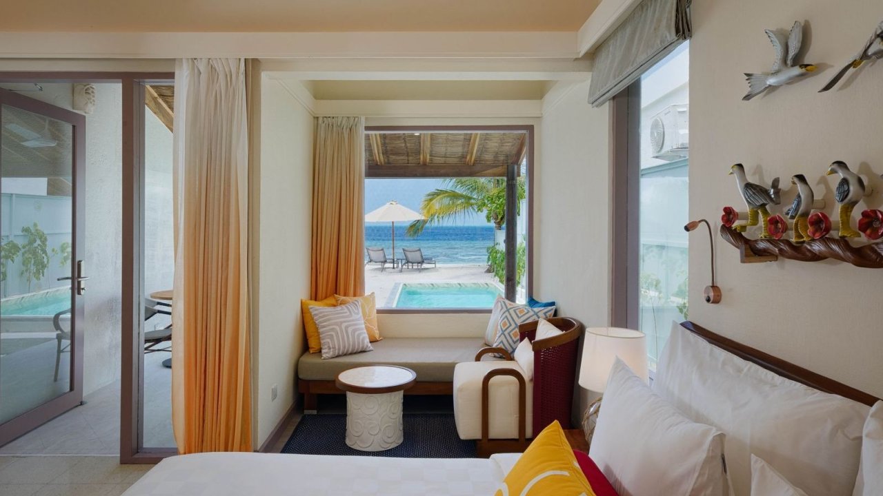 Deluxe Beach Villa - official room page photo 3