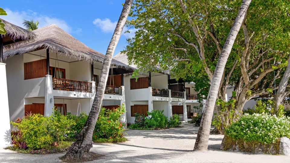 Deluxe room island view