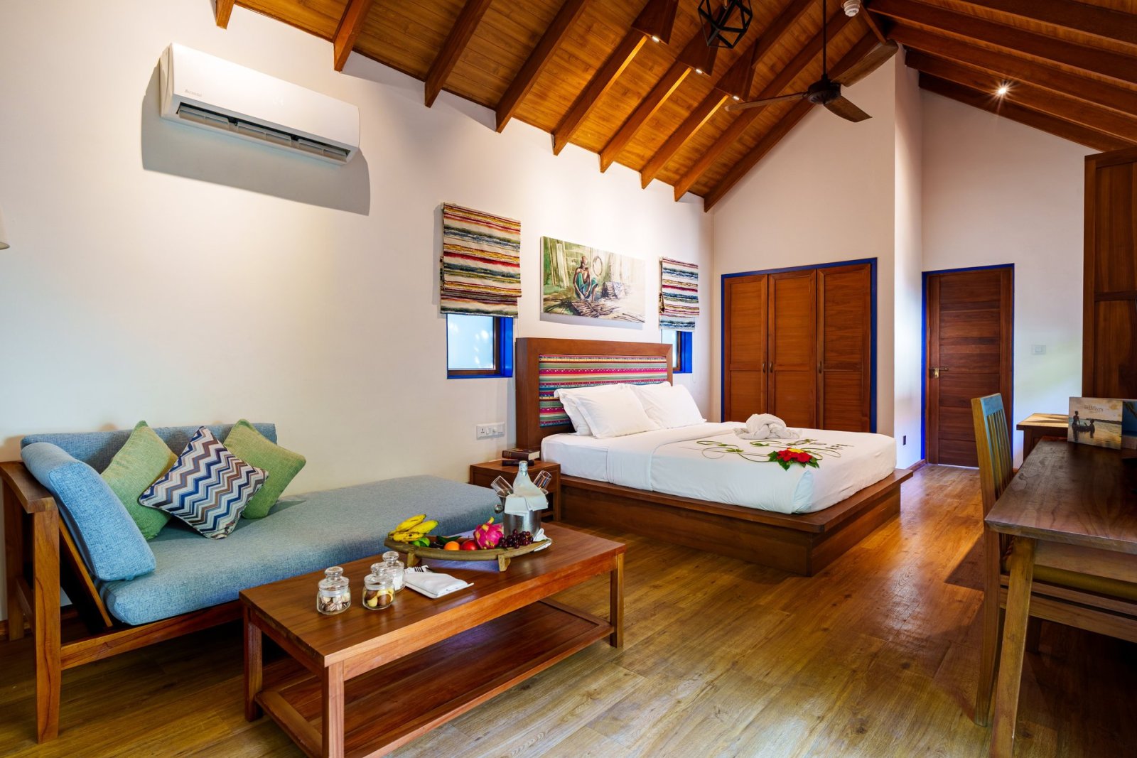 Garden Villa - official room page photo 1