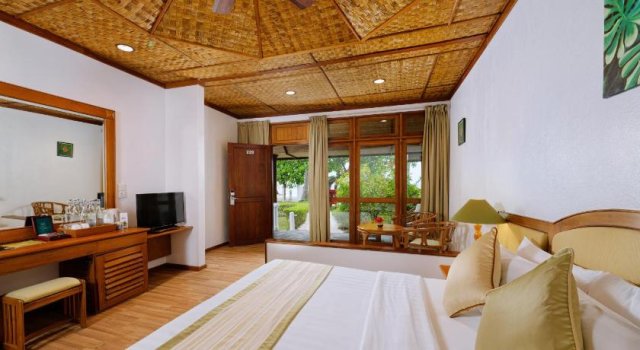 Standard Beachfront Room photo 13