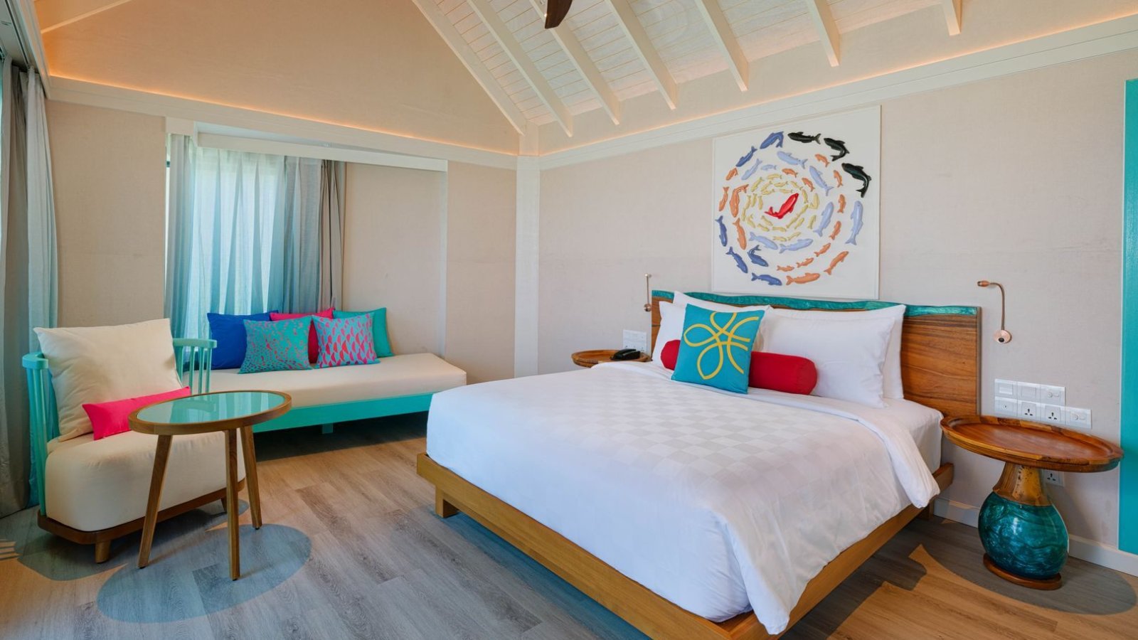 Sunrise Water Villa with Pool - official room page photo 2
