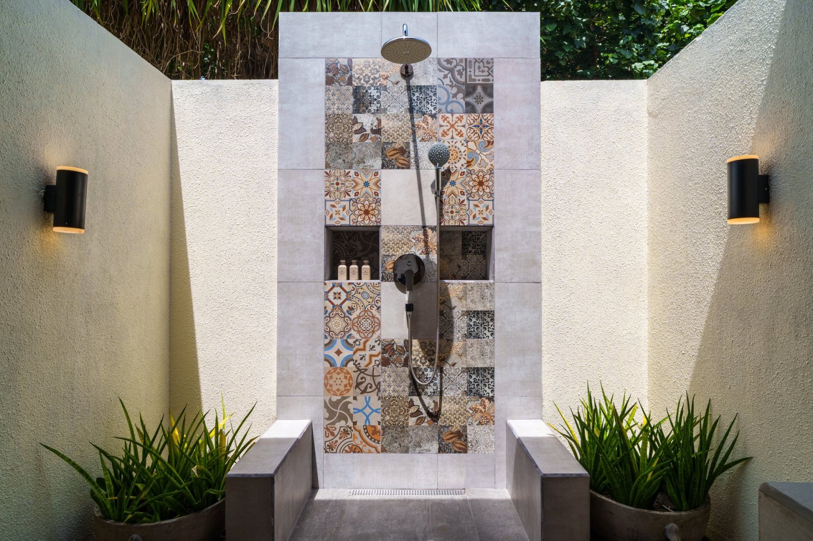 Garden Villa - official room page photo 5
