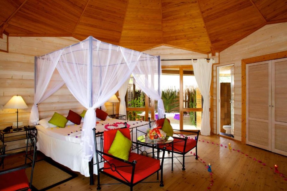 Jacuzzi Beach Villa photo 3