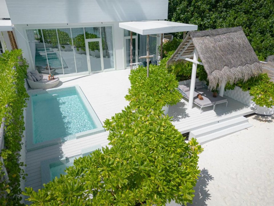 Beach Pool Suite