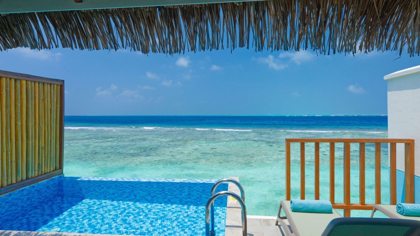 Lagoon Villa with Pool - official room page photo 3