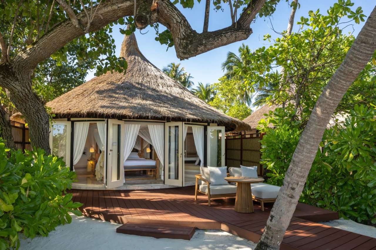 Beachfront Pool Villa