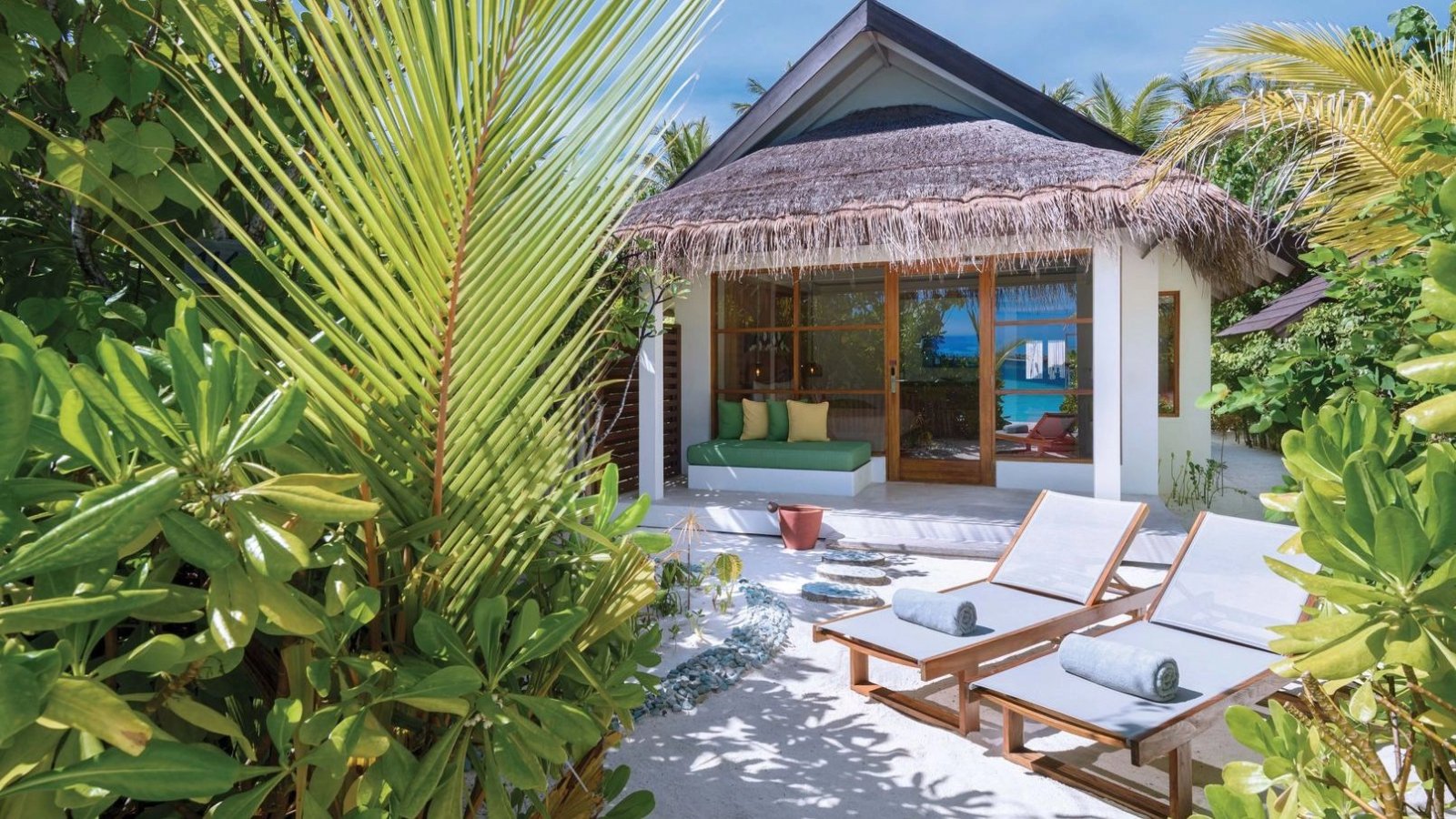 BEACH VILLA