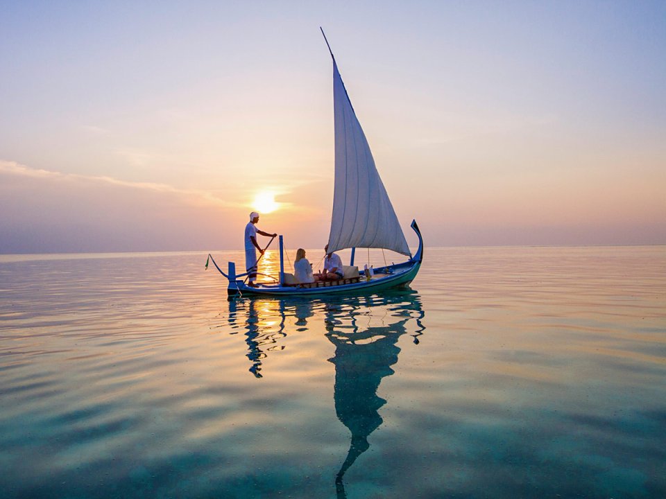 Sunset cruise on a traditional dhoni