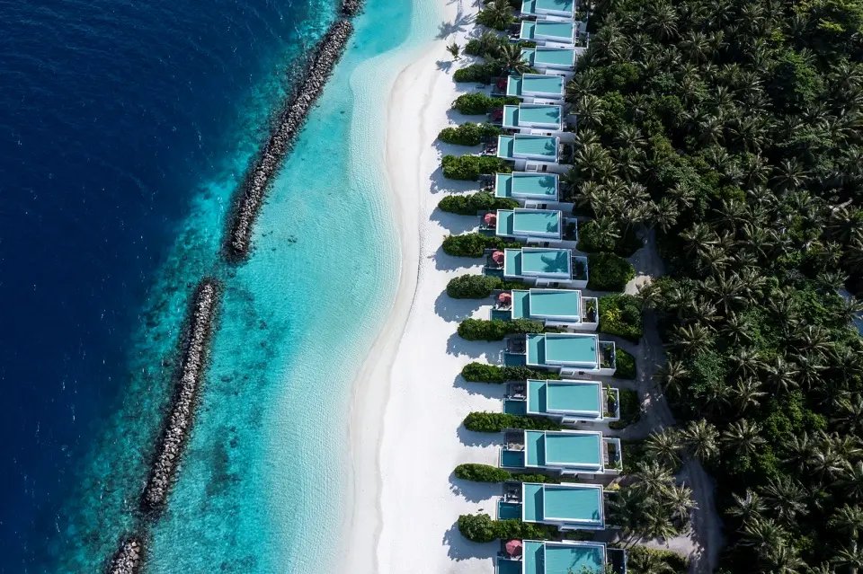Beach bungalows in a row from above