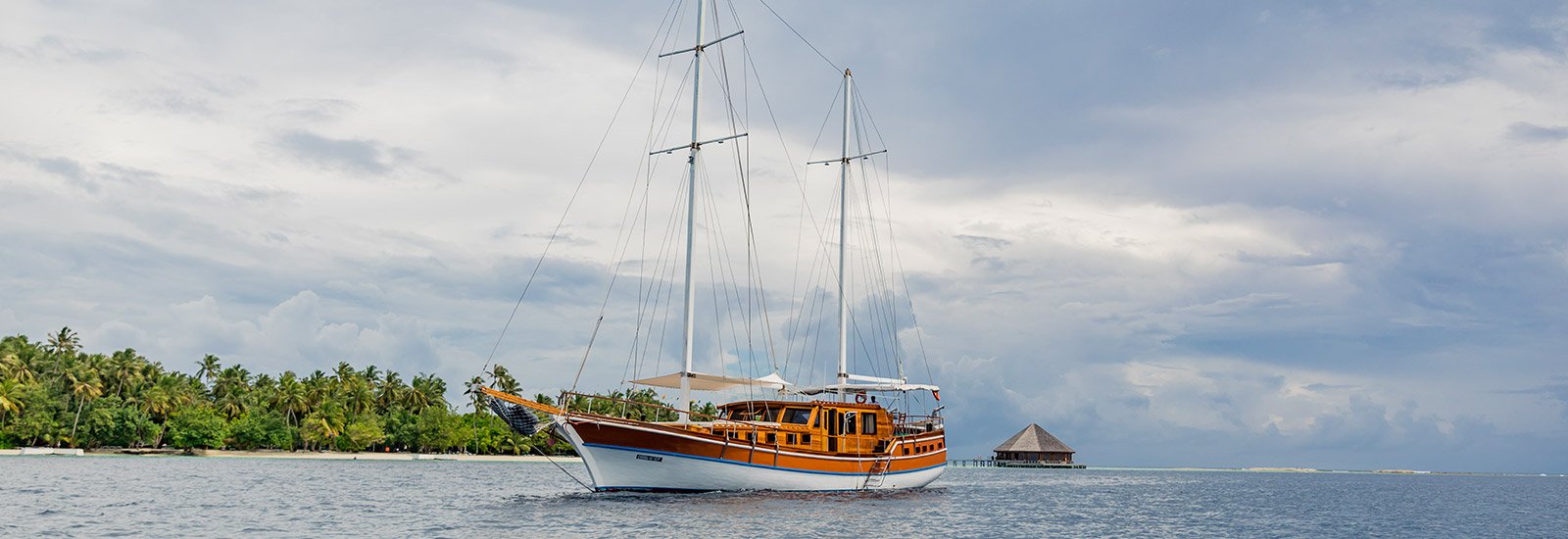 Gomafulhu yacht