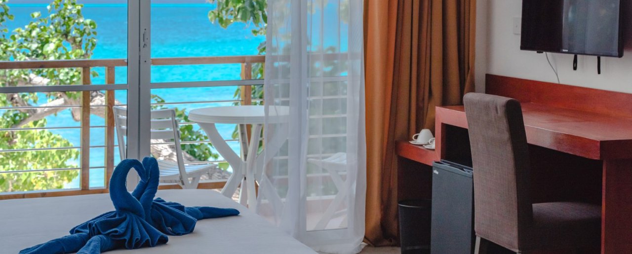 Ocean View Suite at Athiri Beach Dhigurah - sea-view balcony