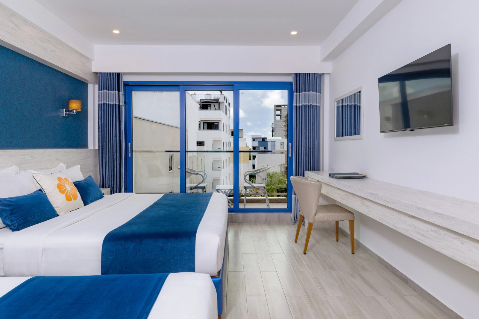 Deluxe Family Room City View with Balcony at Kaani Palm Beach