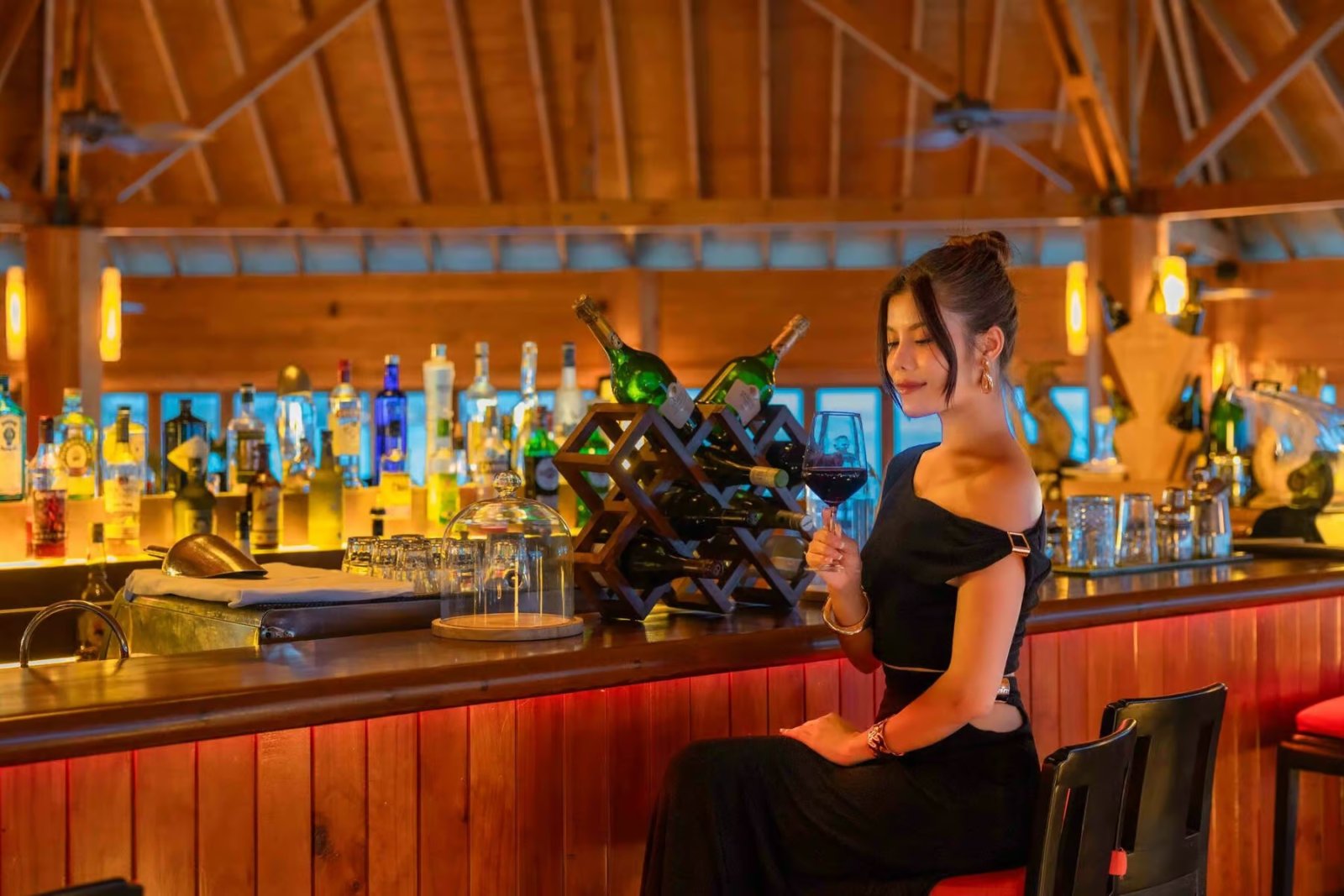 Bar with guest