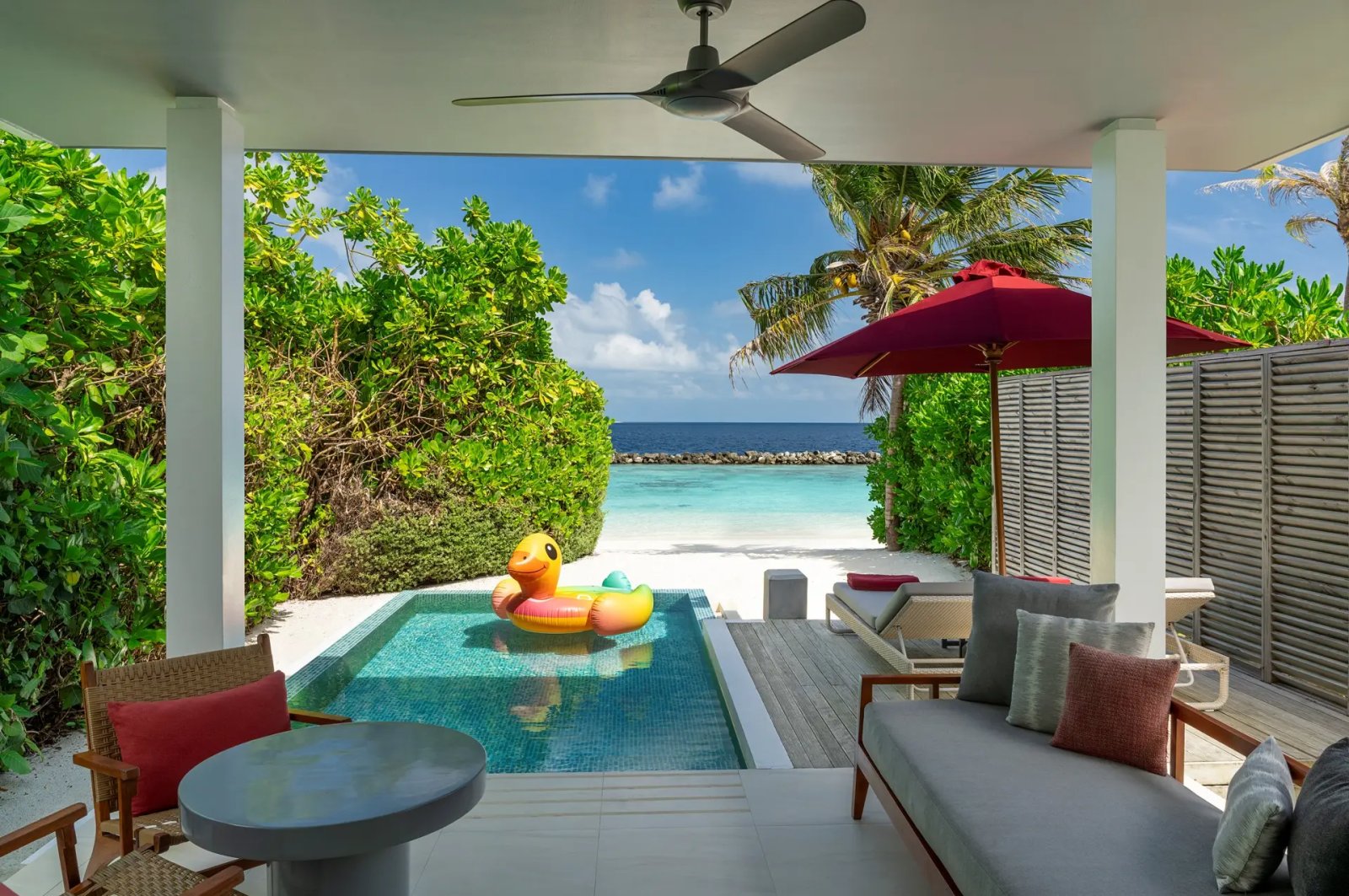 Plunge pool and veranda