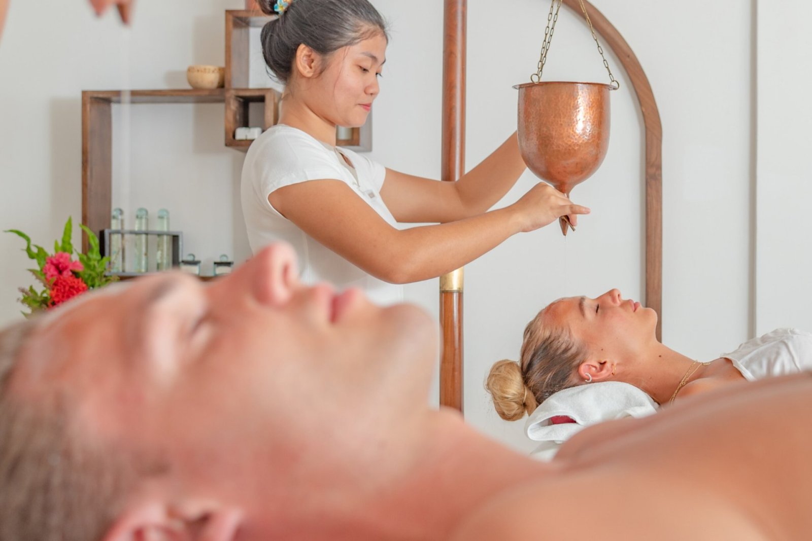 Spa massage treatment