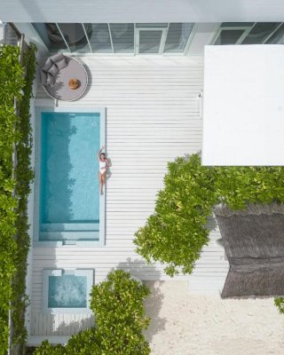 Beach Pool Suite