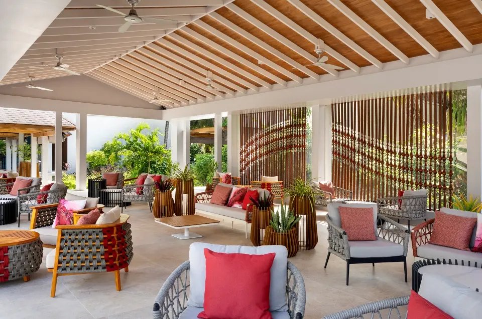 Jade pavilion lounge