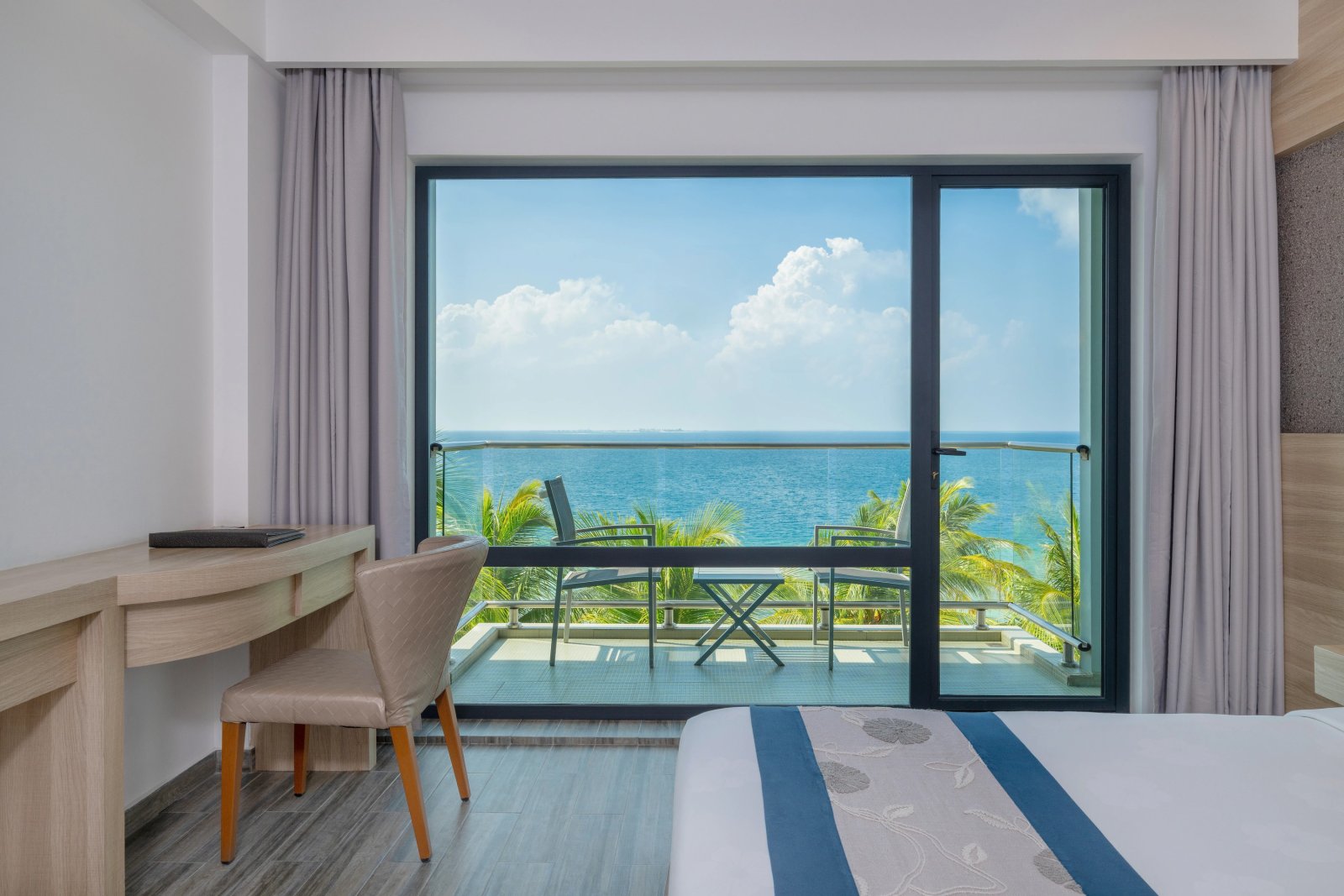 Super Deluxe Room Ocean View with Balcony at Kaani Grand Seaview