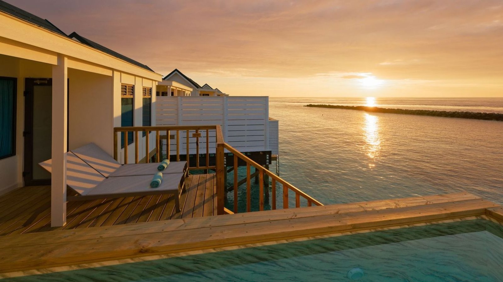 Sunset Water Villa with Pool - official room page photo 1