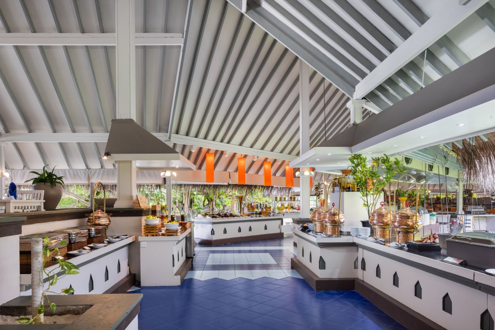 Main restaurant buffet