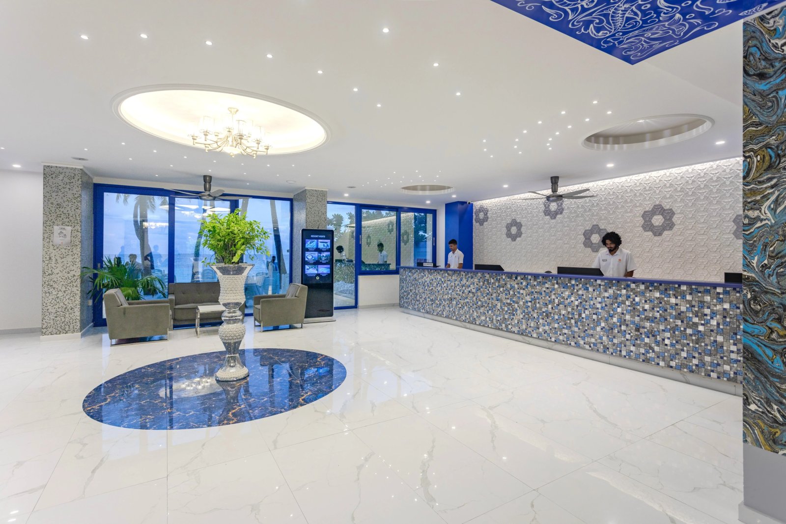 Lobby and reception at Kaani Palm Beach