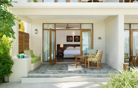Kurumba ‘Deluxe Bungalow’ with beach access