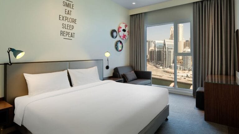 Rove Dubai – Rover Room Marina View