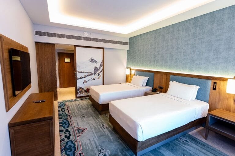 Durbar Deluxe Room – Hotel Yak & Yeti